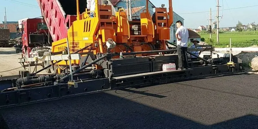 Bemessung flexibler Fahrbahnen in Norderstedt: RStO-konforme Asphaltbefestigungen